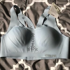 Victoria’s Secret Angel Max Sports Bra
